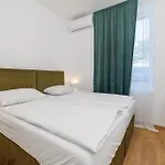 Auberge de jeunesse Beach Villa Selce