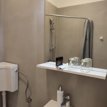 Beach Villa Selce Hostel *