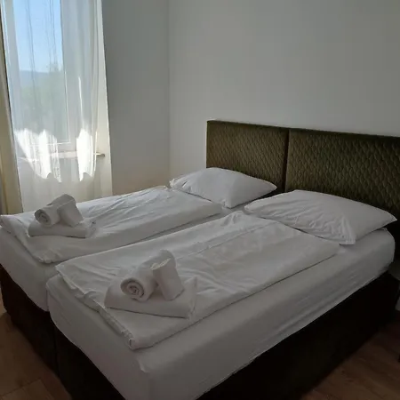 Beach Villa Selce * Селце