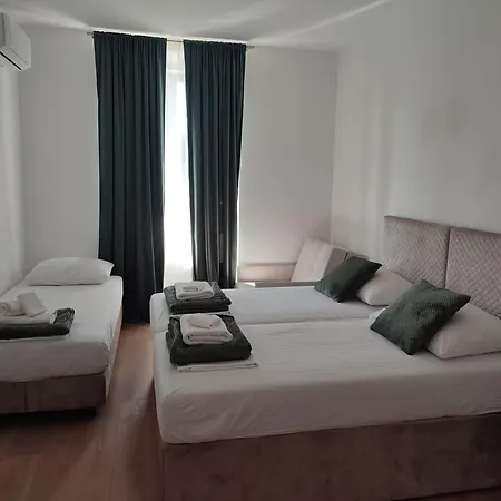 Хостел Beach Villa Selce Селце
