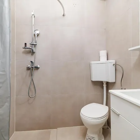 Хостел Beach Villa Selce *