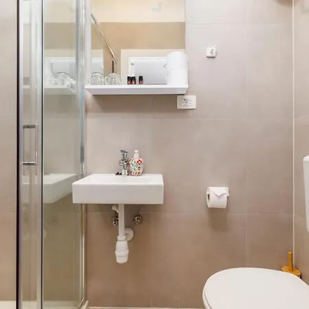 Beach Villa Selce Хостел *