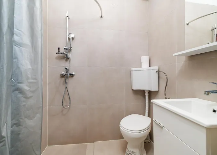 Hostel Beach Villa Selce *