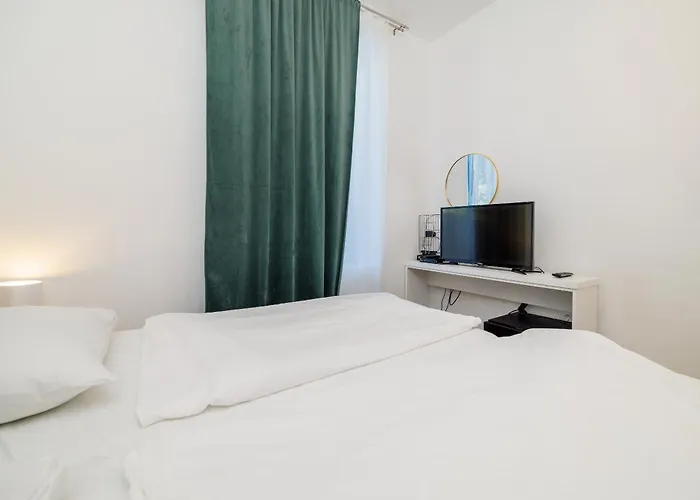 Beach Villa Selce Hostel