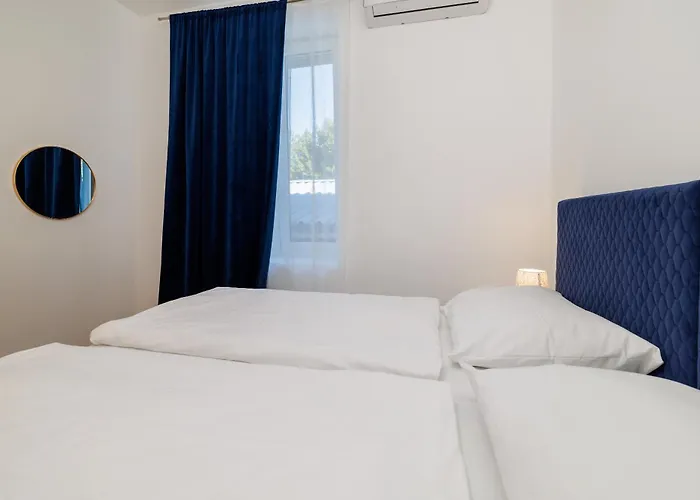 Beach Villa Selce Hostel